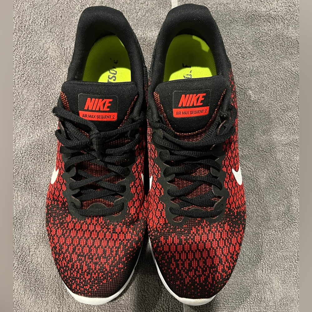 Nike Air Max Sequent 2
